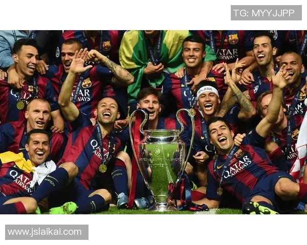 巴萨足球球星雕像引发争议：争议雕像所在地点一览